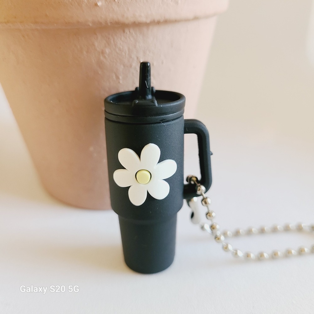 Cute Black Daisy Tumbler Keychain Charm Accessory Bag Charm Trendy